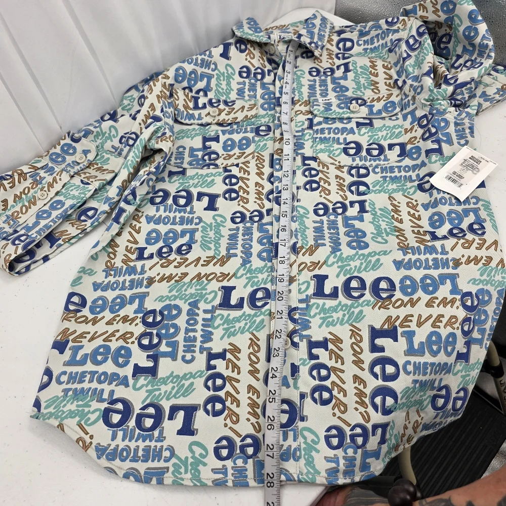 NWT LEE Workwear Heritage Chetopa Twill Logo‎ Print Shacket Mens Medium No Iron.